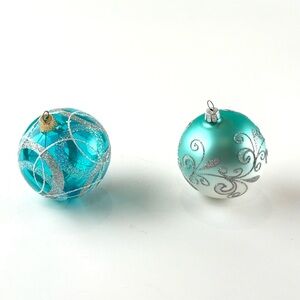 Elegant Teal Holiday Ornaments with Silver Accents